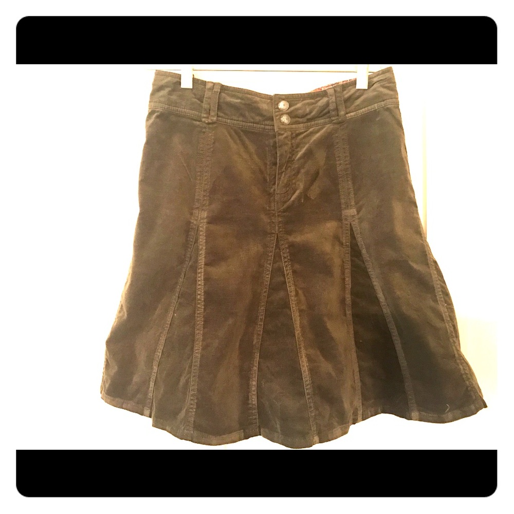 Athleta dark green corduroy A-line skirt